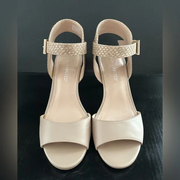 The Limited Beige Open-Toe Heels With a Gold Toned Ankle Strap - Picture 2 of 10